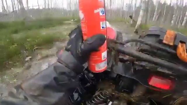 Вот ответ многим Райдерам, зачем нужен огнетушитель в болотах