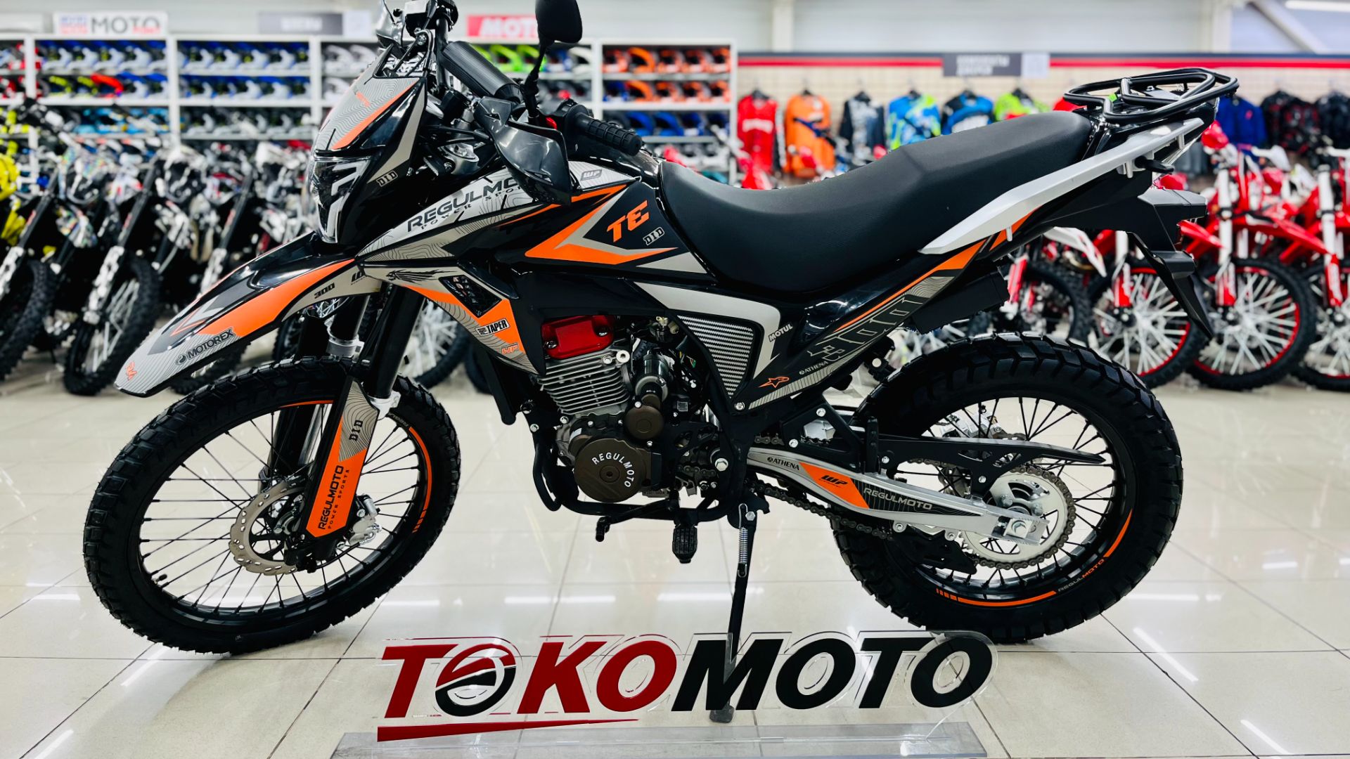 Мотоцикл Regulmoto TE 4 valve oil (Черный оранжевый, , 200037-2)(тм) 20 (ВИДЕ