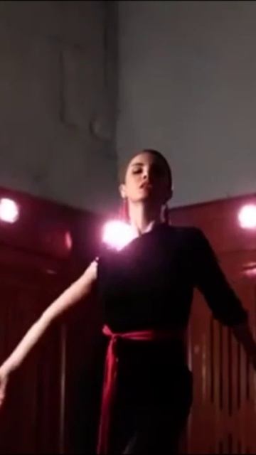 А она танцует танго (Шортс)|Автор песни-Ольга Павлова|Видеоряд-Yulia Pench, Ростов на Дону