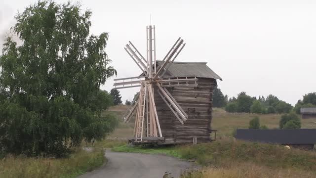 2013 г. Теплоход ″Кронштадт″. 4.  Кижи, рулевая рубка