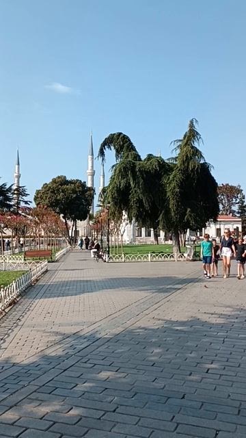 Площадь и парк Султанахмет, Софийский собор, Голубая мечеть Square & Park Sultanahmet, Hagia Sophia