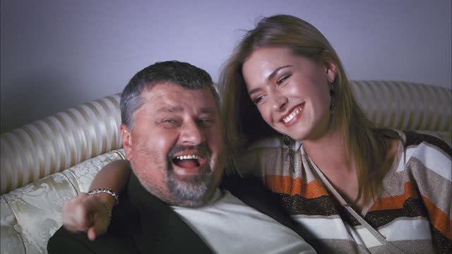 ЖЕНСКИЕ МЕЧТЫ О ДАЛЬНИХ СТРАНАХ - 7 серия