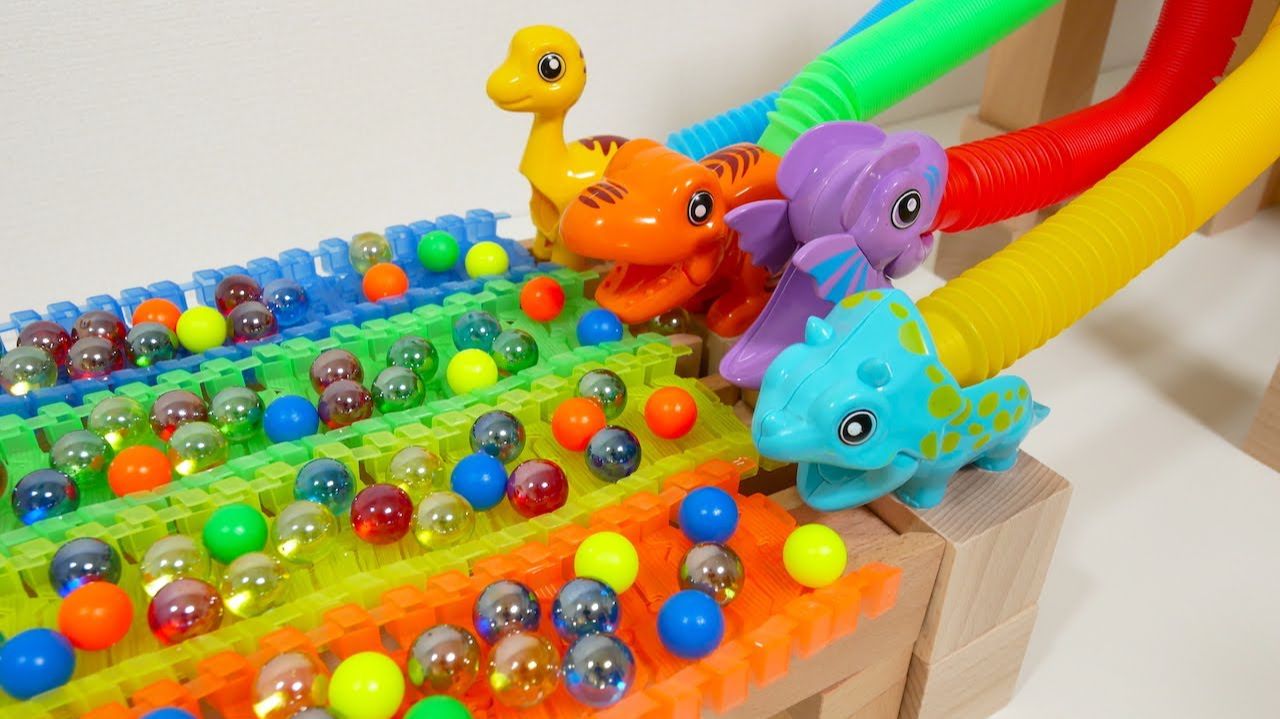 СТРОИМ ГОРКУ ДЛЯ ШАРИКОВ КАТАЕМ ЦВЕТНЫЕ ШАРИКИ АСМР ВИДЕО ДЛЯ ДЕТЕЙ ДЕТСКИЙ КАНАЛ ИГРАЛКИ-ЗАЛИПАЛКИ