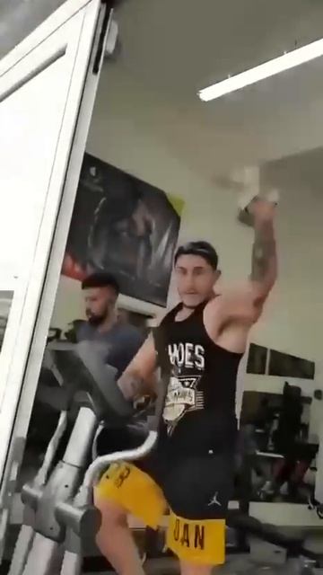 Он за спорт