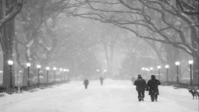 Снег кружится (караоке) - Денис Миронов