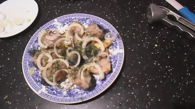 Как засолить скумбрию с подкопчёным вкусом