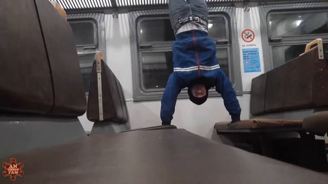 ЗУРБ_Кадры из жизни_Как то в электроне!!!!_15.10.2015