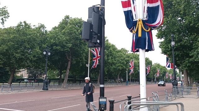 Мэлл, улица ведущая к Букингемскому дворцу, Лондон, Англия (The Mall, London, UK)