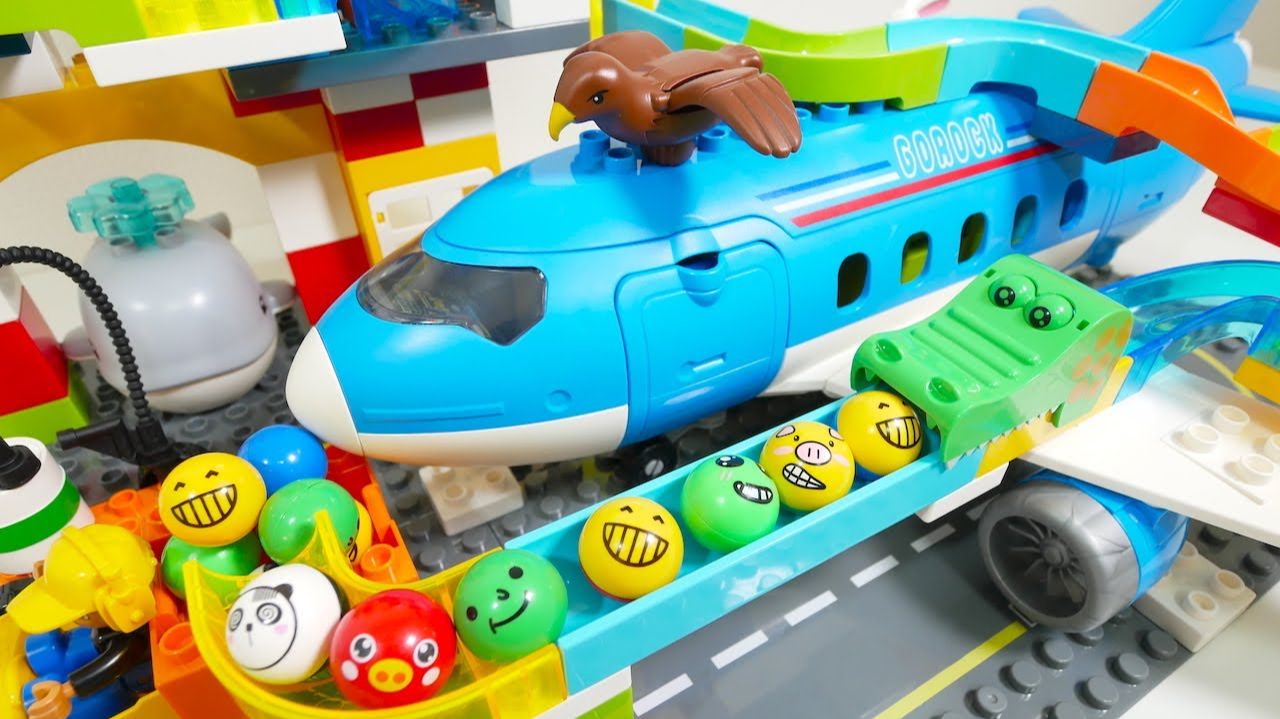 ИГРЫ ДЛЯ ДЕТЕЙ СТРОИМ ГОРКУ ДЛЯ ЦВЕТНЫХ ШАРИКОВ АСМР ВИДЕО ДЛЯ ДЕТЕЙ КАНАЛ ИГРАЛКИ-ЗАЛИПАЛКИ