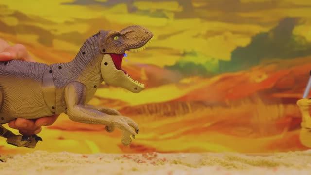 Большой Динозавр Атакует!