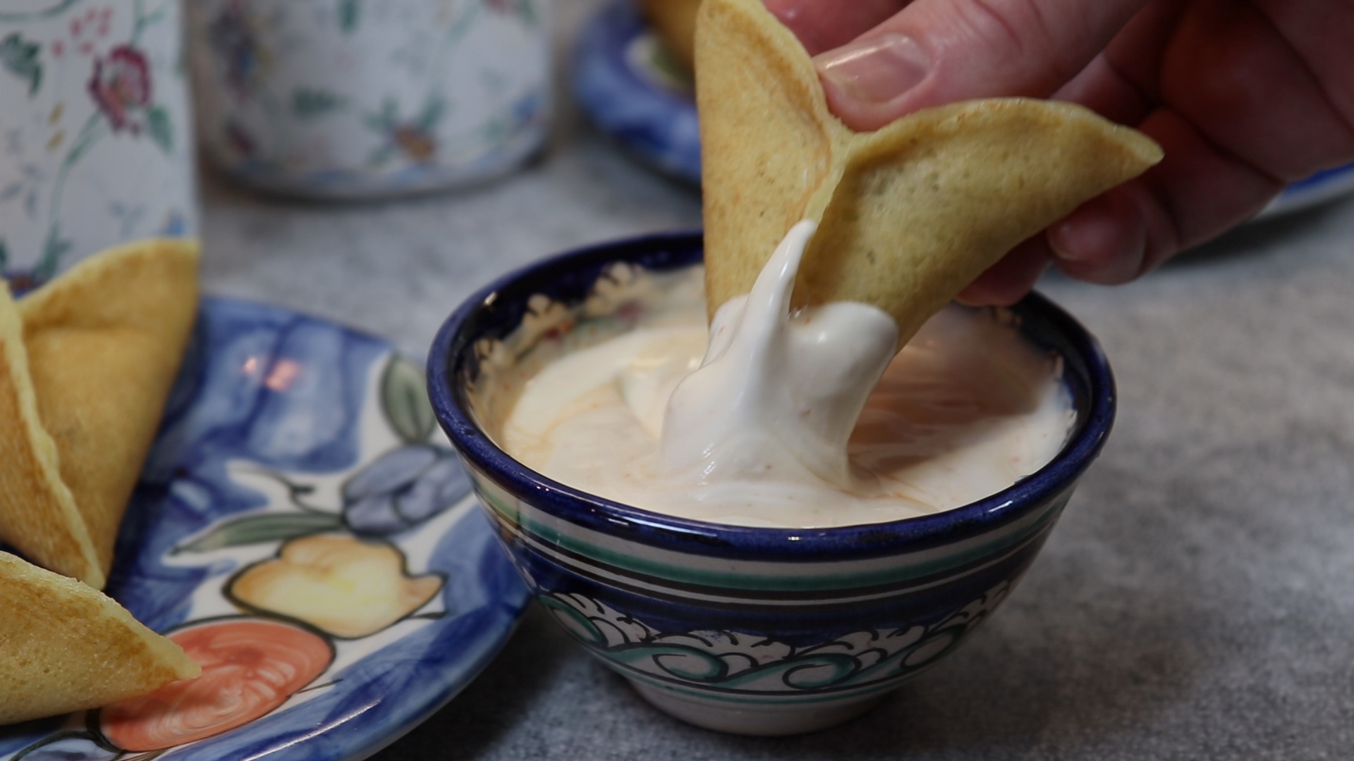 ЗАКУСОЧНЫЕ БЛИНЧИКИ с мясом. Как свернуть блины с начинкой треугольником. Обалденный рецепт блинов!