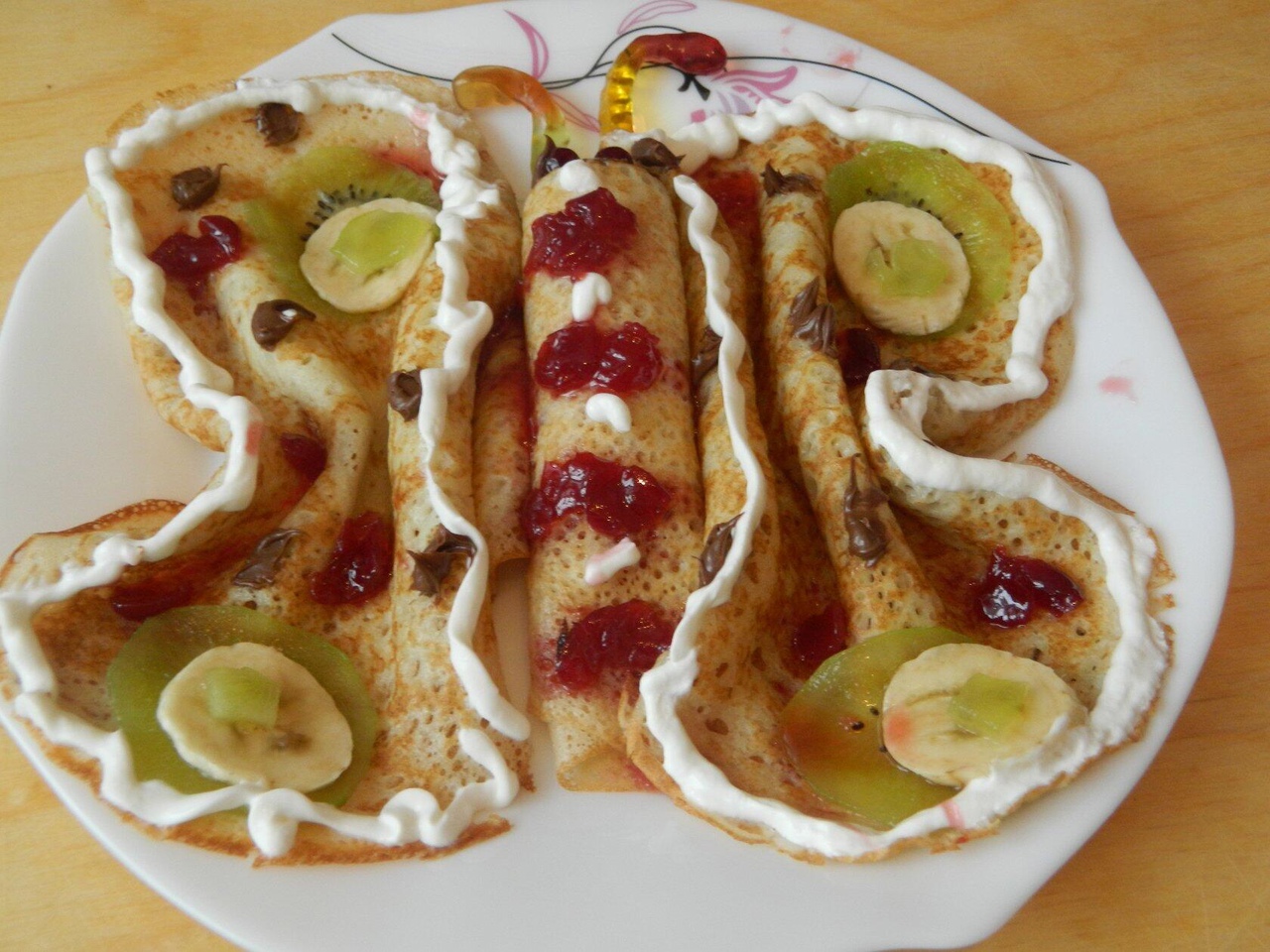 Оригинальные блины в форме бабочки на масленицу