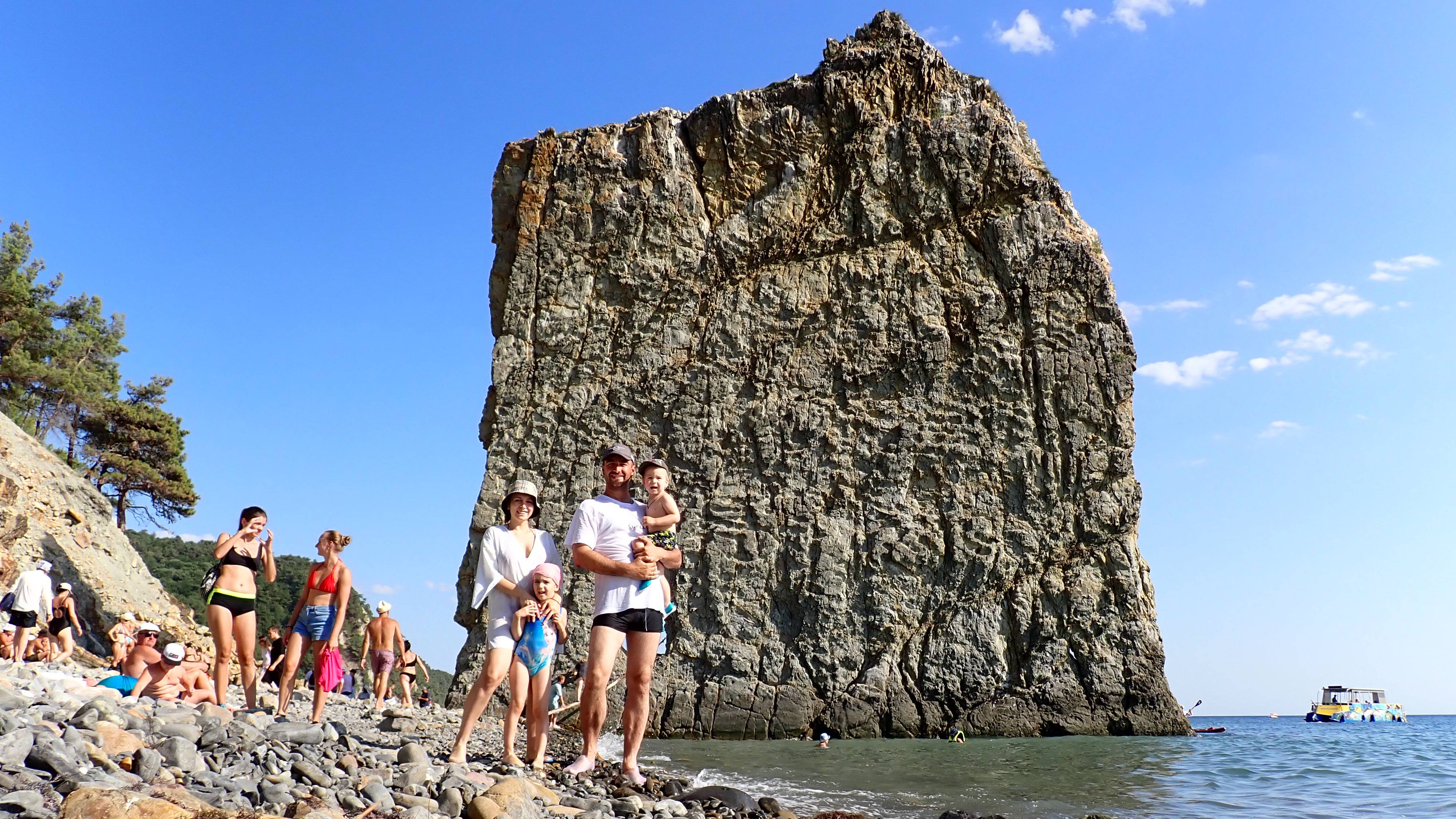 Путешествие к скале Парус