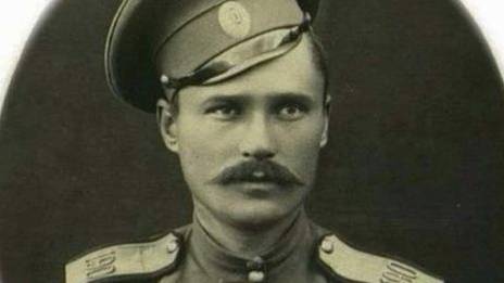 "ЛИСТАЯ СТАРЫЕ СТРАНИЦЫ" (2)) -(Фото гр. "СТАРАЯ РОССИЯ"), музыка - ФОРТЕПИАННЫЙ КВАРТЕТ)