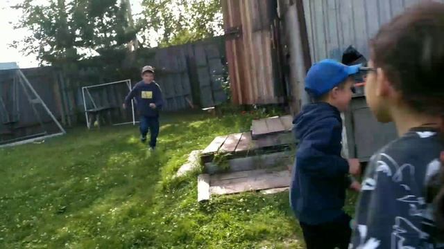 Прятки на даче 2 раунд 1 часть