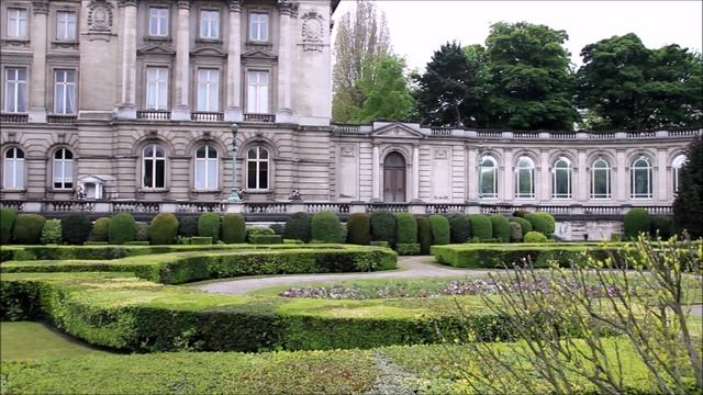 Бельгия. Его Величество Брюссель. Королевский дворец.