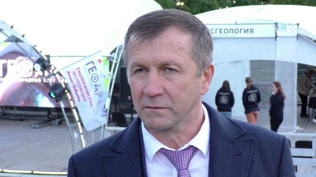 АРТЕК TV - 2019 _ПОЧЕТНЫЕ ГОСТИ ПОСЕТИЛИ ПОЛЕВОЙ ЛАГЕРЬ ГЕОЛОГОВ В «АРТЕКЕ».mp4