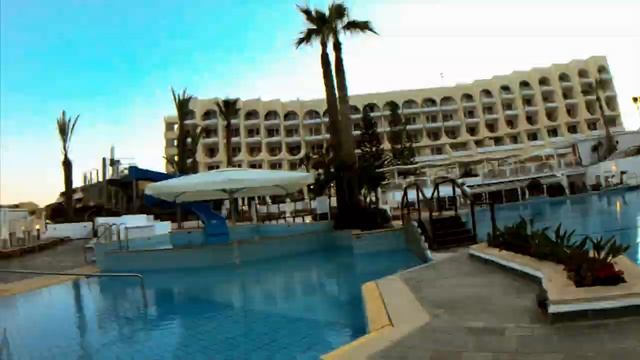 Golden Coast Beach 4*