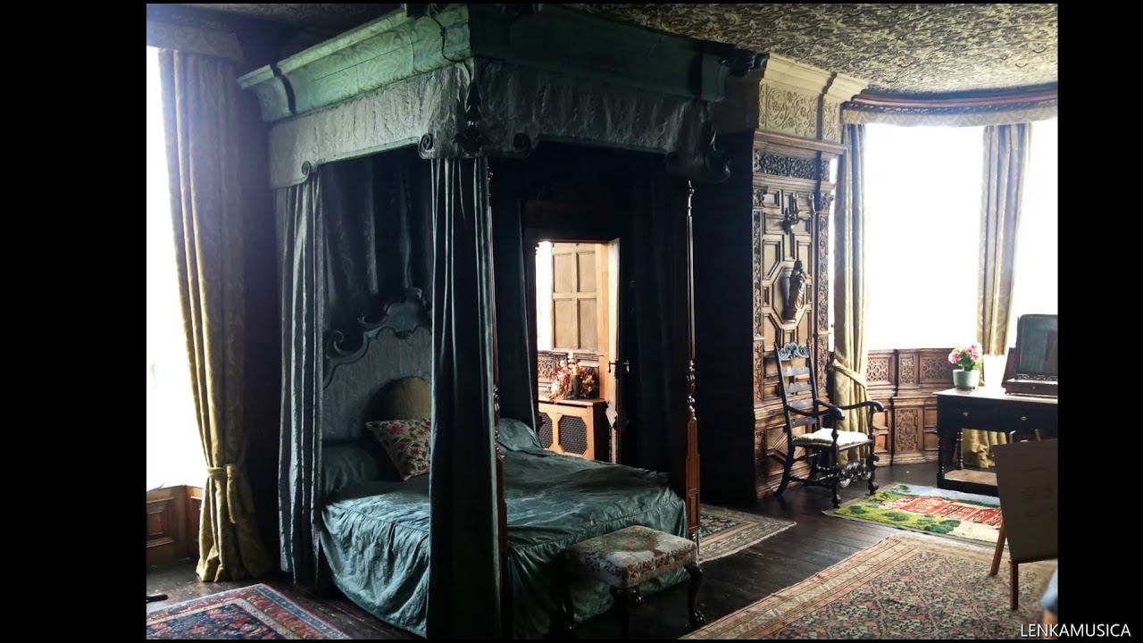 Спальни голубой леди-призрака/Bedrooms of the blue Ghost lady