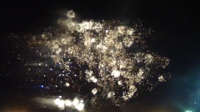 Открытие новогодней ёлки на площади Нахимова в Севастополе (27.12.2014)