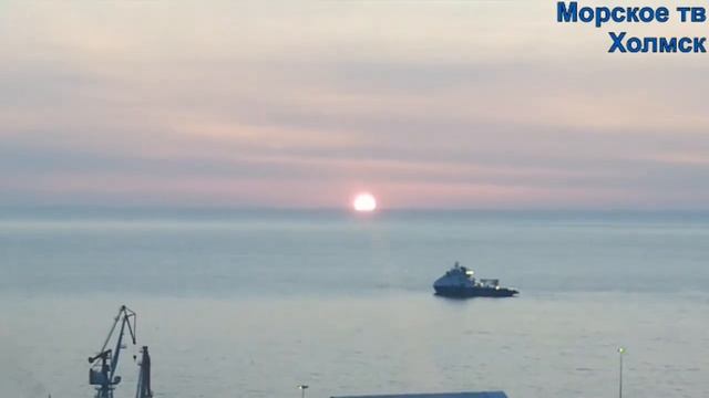 Солнечный закат в городе Холмск 11 августа 2021 года.mp4