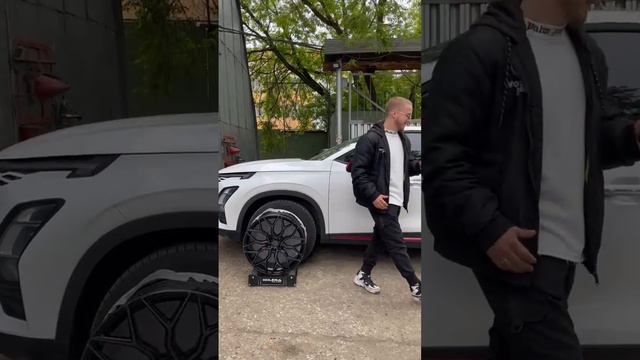 Omoda C5 на примерке дисков в 20-ом диаметре #примеркадисков #omoda