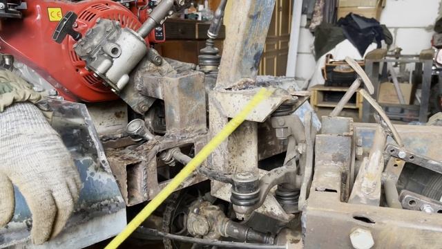 Рассказываем как можно сделать поворотный механизм на минитрактор