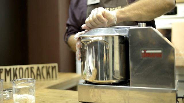 Ливерная яичная колбаса