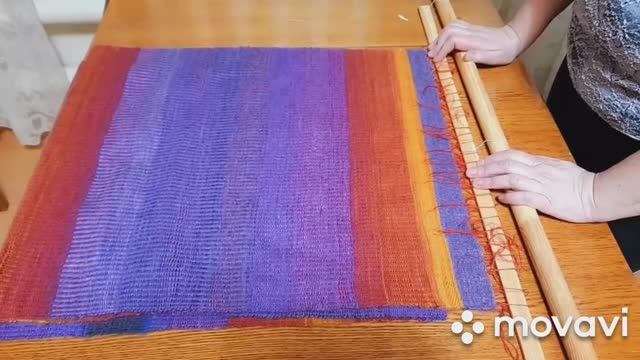 Палантин тканый