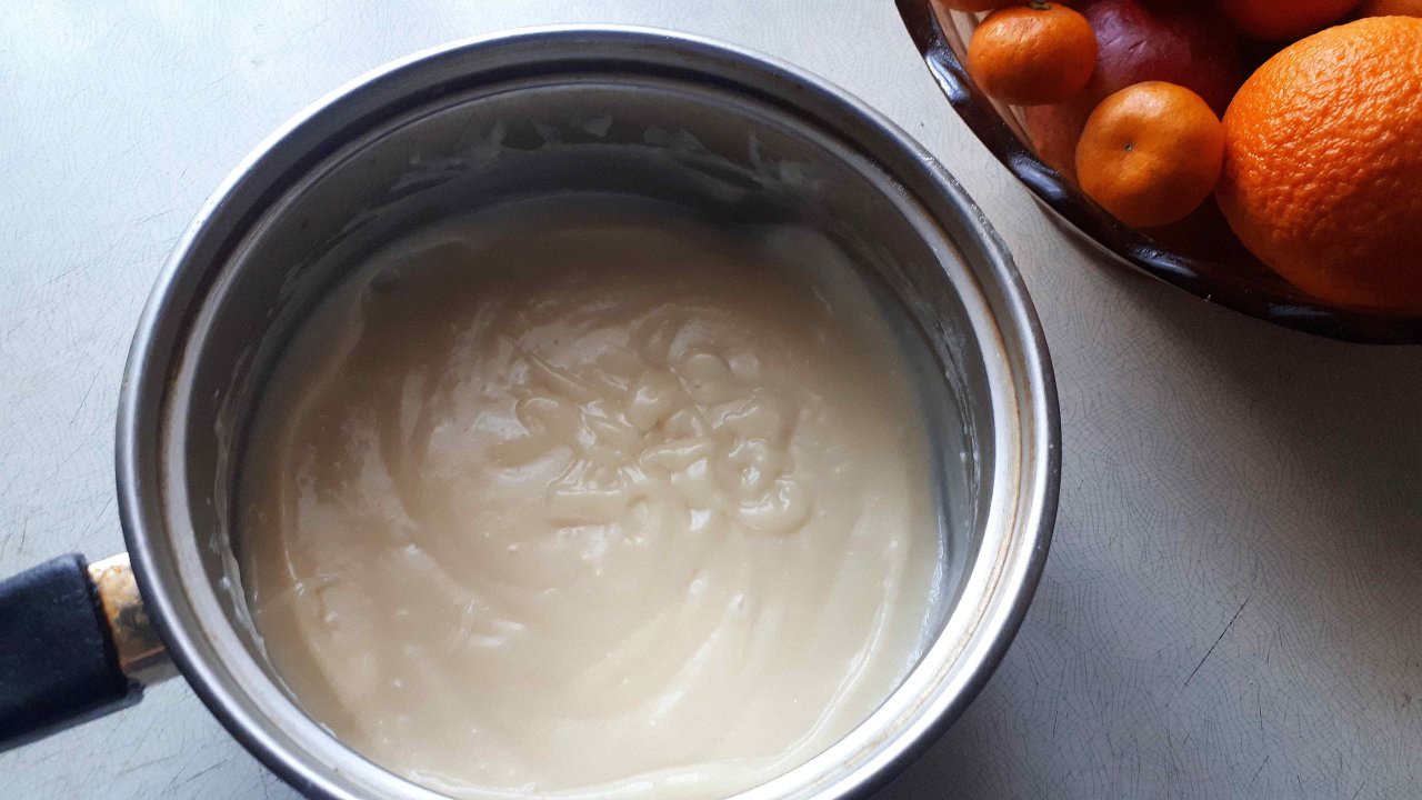 Вкуснейший Заварной крем со сгущёнкой, буквально за несколько минут приготовления!