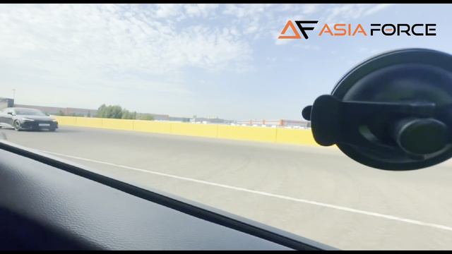 Заезды: Changan UNI-V vs Changan UNI-V