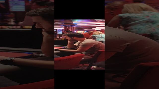 Редкие съёмки из казино на лайнере MSC World Europa.