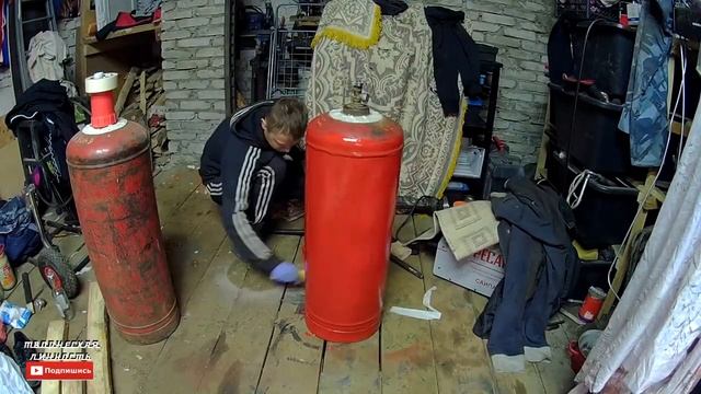 ? ⚫ Просто взял и покрасил баллоны ❤️️ пропан и углекислота ?