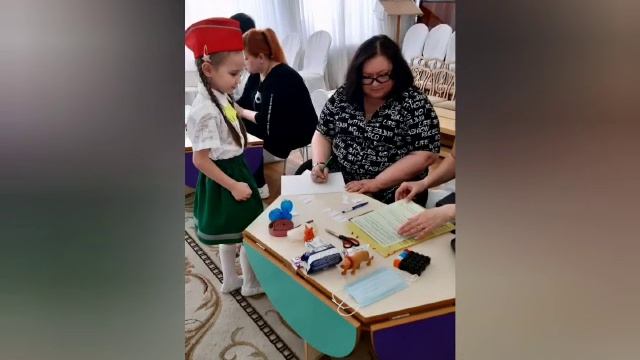 Команда ЮПИД "Сигнал" изучает правила дорожного движения