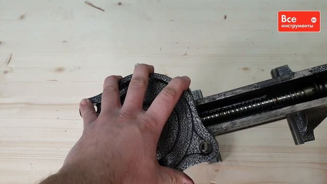 Обзор поворотных слесарных тисков Inforce 05-23-02