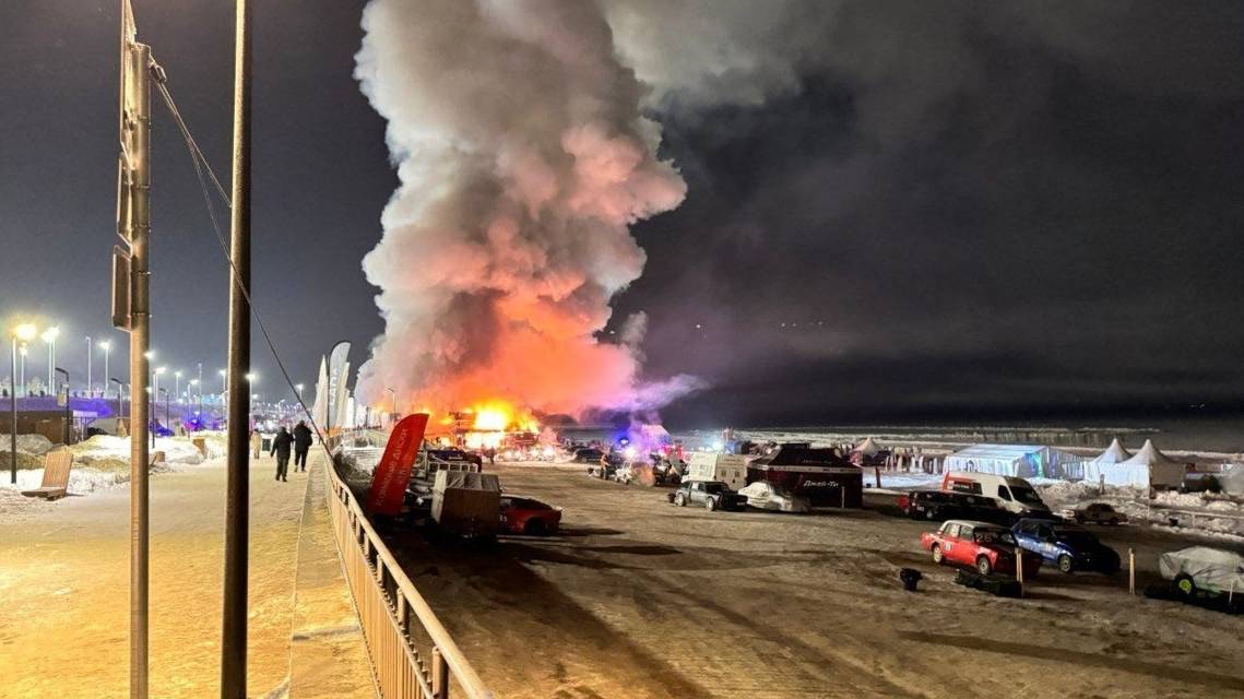 Пожар в ресторане "НЕБО" на новой набережной г.Тольятти. 11.02.2024г.