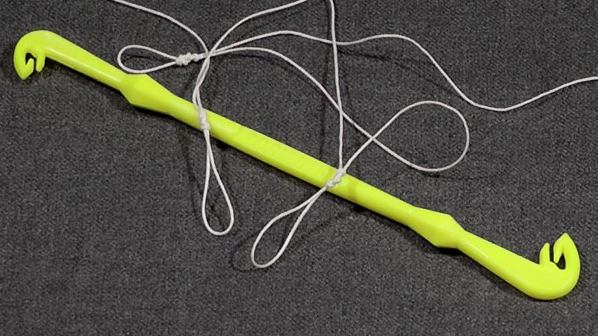 Как вязать петли разного размера одним петлевязом.