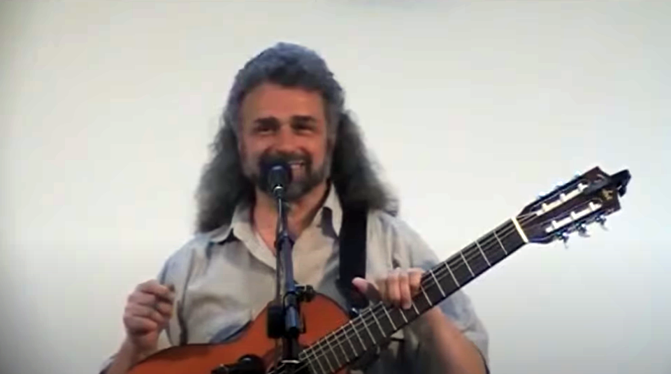 Коренблит Станислав. Мегапроект "ЭРЯ. Синтез слова и музыки". Концерт в КСП Нетании 2009.05.04