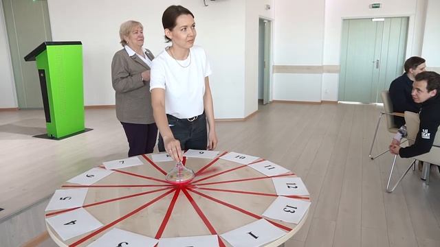 С горячим интересом!