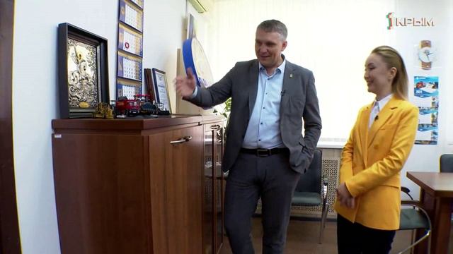 Под сукном. Максим Дёмин