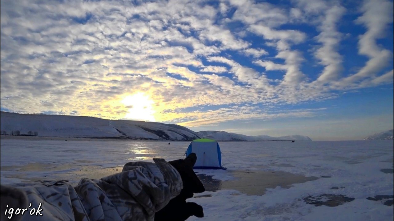 Здесь должна быть рыба. Рыбалка на КВХ в январе(с.Восточное)