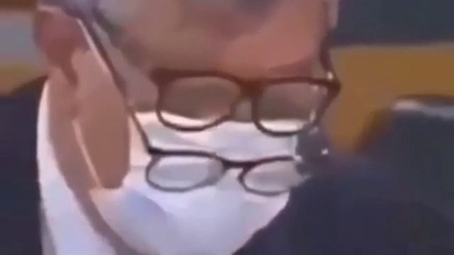 Просто зрение плохое