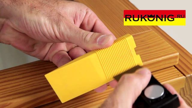 24. Устраняем и ретушируем скол на ребре деревянного окна сверхтвердыми восками Konig