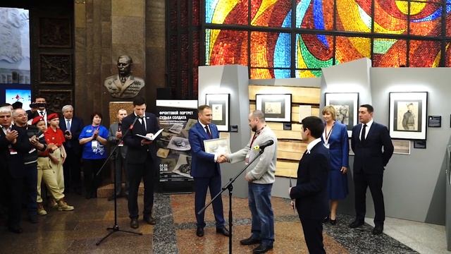 Фронтовые портреты помогли установить судьбы бойцов.