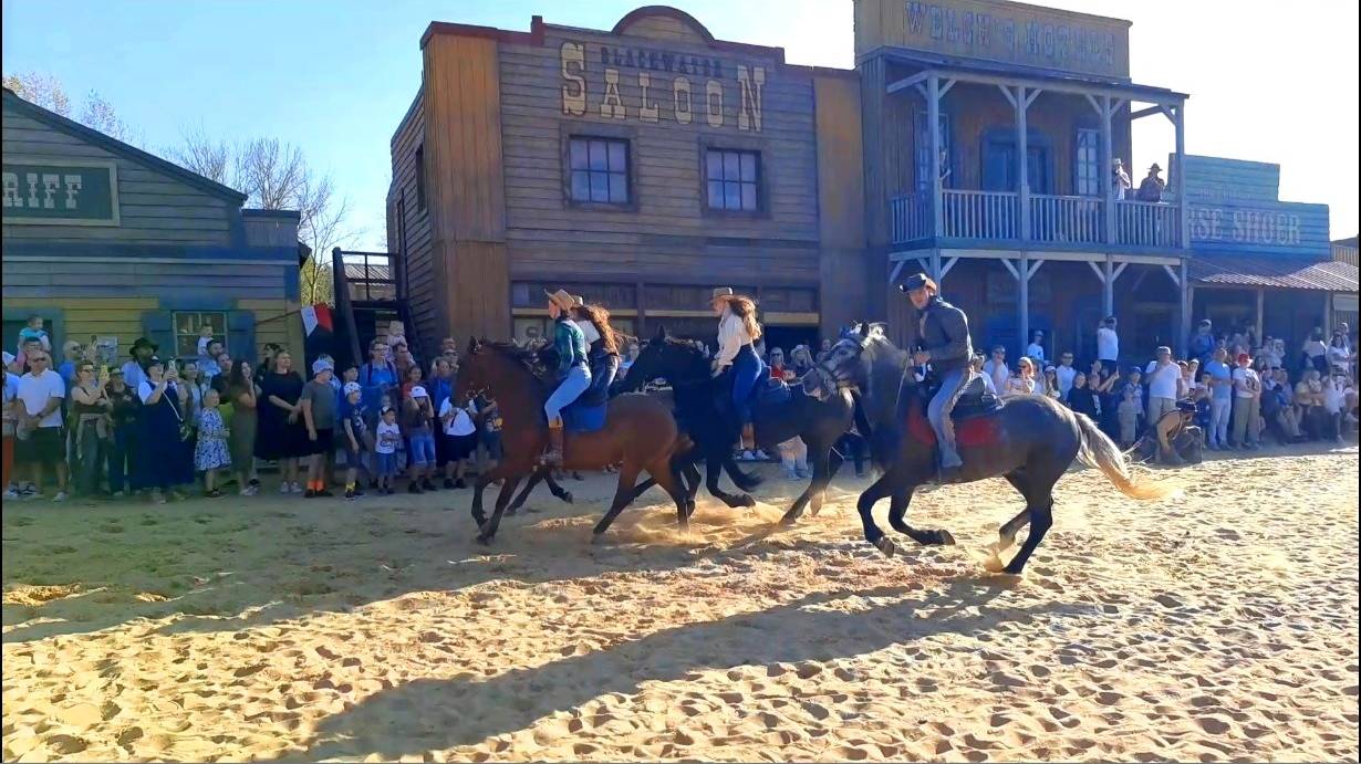 Прогулка по Кинопарку МОСКИНО... (9 из 9)