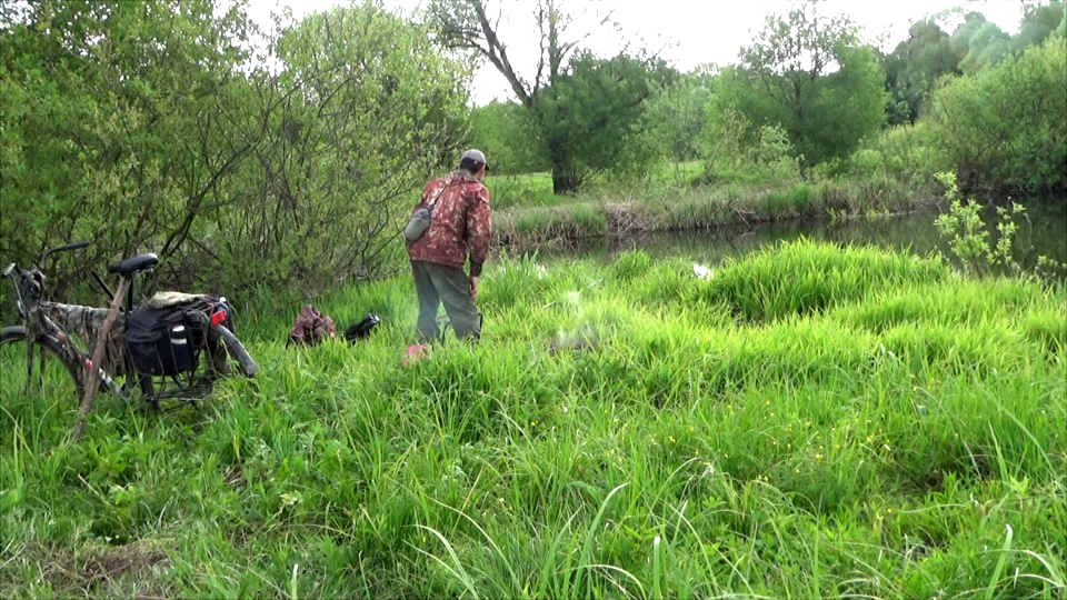 Новое дикое микроозерцо с крупной рыбой