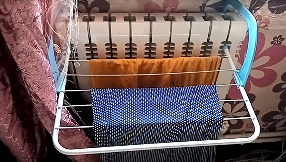 Тестирую сушилку для белья из магазина Фикс Прайс, показываю можно ли на ней сушить бельё.