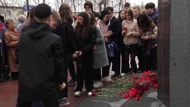 В Индустриальном районе Хабаровска зажгли свечи в честь погибших воинов на фронтах ВОВ