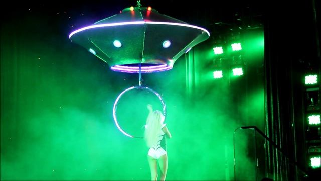 Вечернее шоу на лайнере Costa Pacifica. Круиз вокруг Европы.