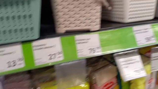 В магазин "Фикс Прайс" привезли  много полезных вещей